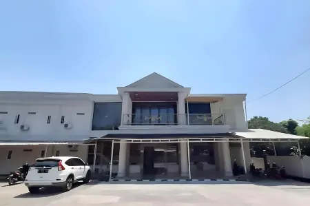 Pakansari Guest Inn Mitra RedDoorz