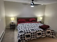 pine creek lodge with pine creek views  secluded on 5 acres