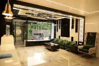Olive Hotel and Suites