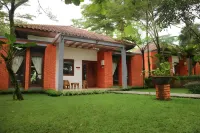 Villa Bukit Pinus Hotel dekat Jalan SPN LIDO SPMJ Lido