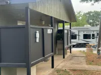 RT62 Motor Resort 70's Cabin w/Jacuzzi