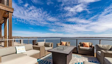 5-star Grand Lake Waterfront w/Panoramic Views: 1 FREE 1-day jet ski rental