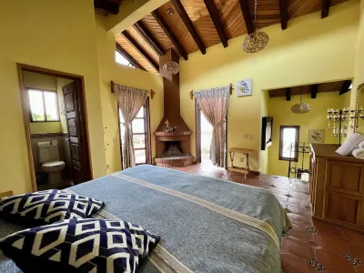 La Gloria de los Ángeles Hotels in Tzintzuntzan