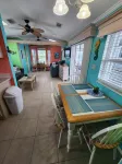 Keys getaway - Relax with the whole family at this peaceful place to stay.
