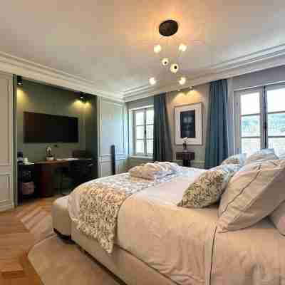 Chateau Pimo Rooms