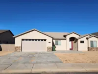 Lake Powell, Antelope Canyon, Horshoe Bend Retreat 10min to lake ダラーツリー周辺のホテル