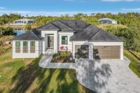 Brandnew (2024) Villa with huge pool on the water