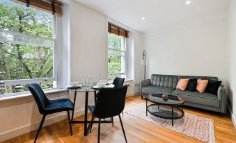 Avari Apartments - Gray's Collection - Housity