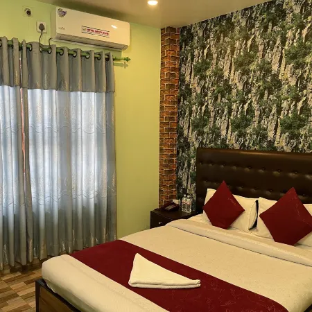 Hotel Happy Home