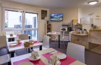 Kosy Appart'Hotels Troyes City & Park - 早餐