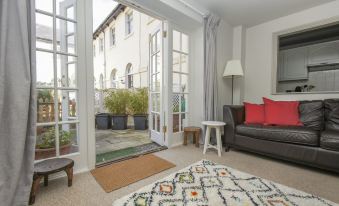 Arundel Mews - Parking - by Brighton Holiday Lets