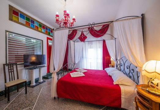 BBC 크리스티안 내부