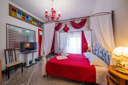 BBC Christian Bed & Breakfast Отели рядом с достопримечательностью «Пизанский музей старинных кораблей»