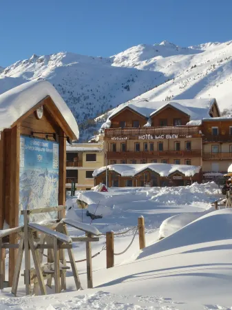 Hotel Lac Bleu 1650 Отели в г. Сен-Франсуа-Лоншам