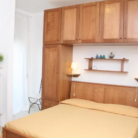 B&B Gelsimori