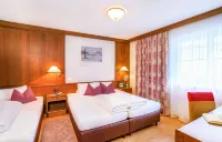 Hotel Garni Chasa Sulai Hotels in Galtur