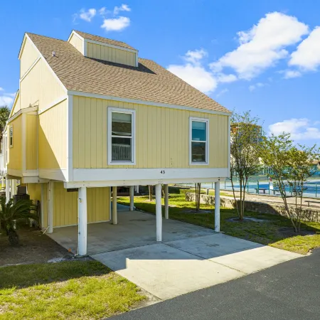 Sandpiper Cove by Panhandle Getaways