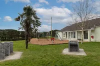 Cartwright's Cottage - Indoor Pool, Sports Courts, Play Park - Pool