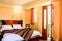 華拉斯驚奇 住宿飯店