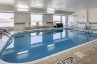 Comfort Inn - Pools