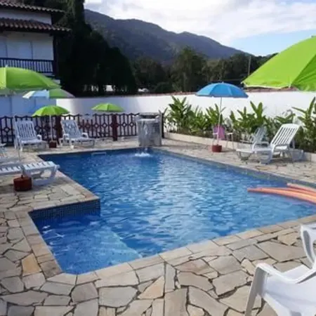 ESTÚDIO EM Maresias Com AR Condicionado E Piscina
