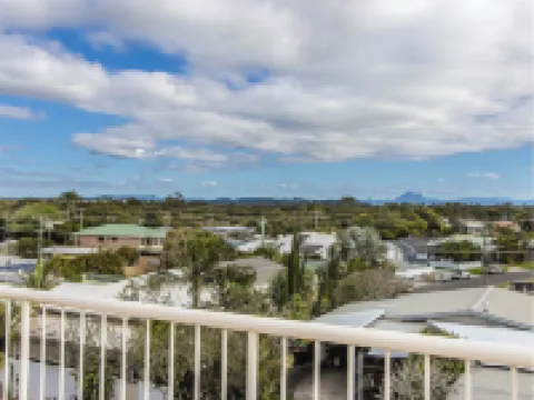 Mountain Views on Marine Parade