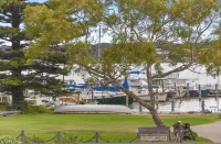 Goolwa Pelican Cottage - Pet Friendly - WiFi Hotels in Goolwa