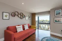 Joivy Smart Flat in Richmond Near Tube Station