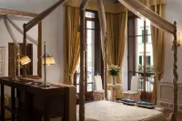 Hotel Executive