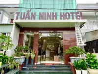 Tuan Ninh Hotel Hotels near Bãi Đầm Trầu