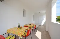 Apartments Mila Hotel a Pirovac