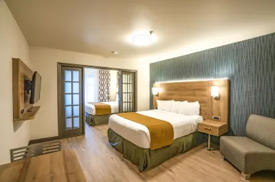Quality Suites Hotels in Драммонвіль