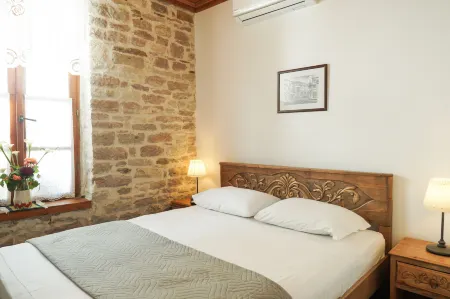 Hotel 4 Rooms Gjirokastra