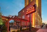 Hotel Settles Hotels near College Park Shopping Center