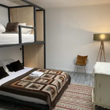Caruma Surf Hostel Отели рядом с достопримечательностью «Городской парк»