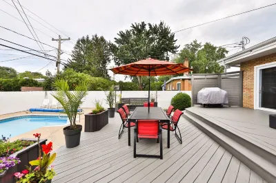 Réveillez-Vous S.E.N.C Hotels in Terrebonne