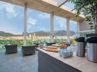 Hyatt Place Santiago/Vitacura Отели рядом с достопримечательностью «Лас-Кондес»