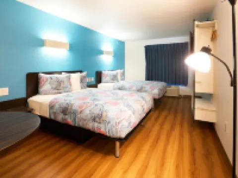 Emblaze Hotel Hotels in Three Rivers