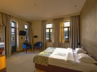 Old Meidan Tbilisi By Urban Hotels Hotels near Avlabari