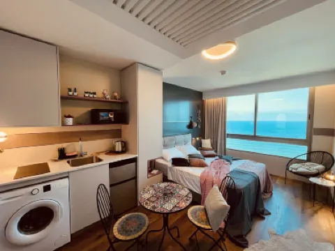 Carmel Hotel Holiday Apartments 네타냐 주변 호텔