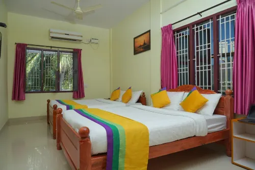 Umaiyyal Home Stay Отели в г. Каньякумари