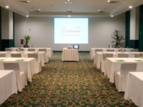 أوتل ميسيون توريو ثينترو دي كونفينثيونس فنادق في ناوكالبان