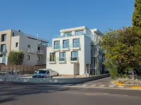 Hotel Vinci Hotels near البلدة القديمة
