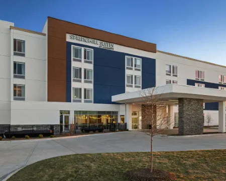 SpringHill Suites Bettendorf Hotels in Bettendorf