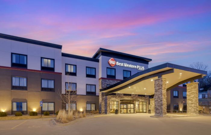 Best Western Plus at la Crescent Event Center