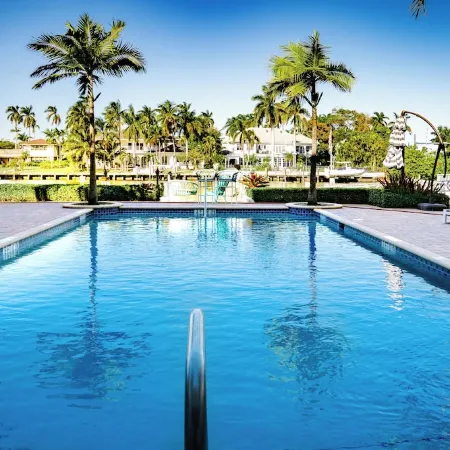 Waterfront Retreat—Views, Pool, Hot Tub, Gym Walk to Beach & Boca Resort!