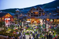 Heated Year-Round Pool and Ski-in Ski-Out Access - Cozy Luxury Retreat