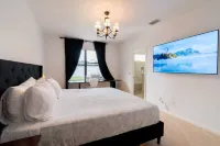 Spacious Open Floor Plan and Screened Patio Retreat - Charming Oasis 羅克雷治住宿飯店