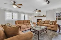 Enjoy Savannah 3BR w/King Bed