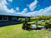 Spacious Kitchen and Screened-in Lanai - Inviting Island Retreat
